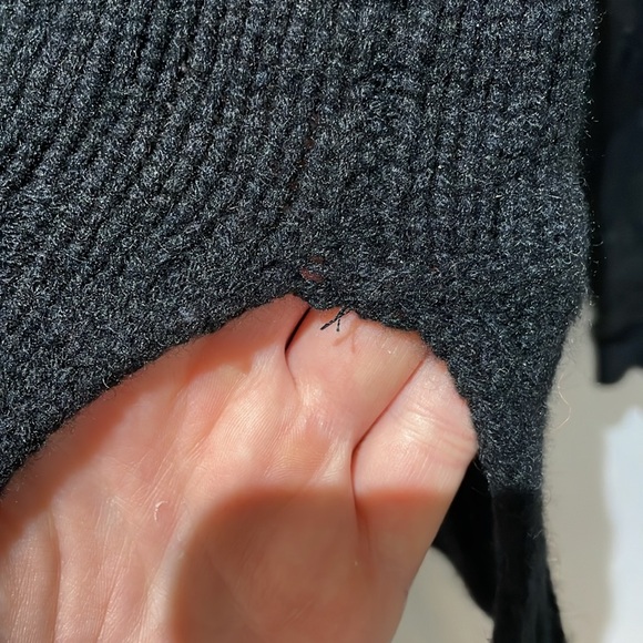 Cashmere sweater - Picture 15 of 15
